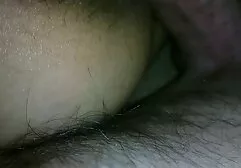 Chỉ là một cô gái da đen xinh đẹp tuyệt vời, nằm dài tự do và gợi cảm trên chiếc ghế sofa mềm có sọc, xem sec may bay ba gia luồn tay nghịch ngợm vào giữa hai chân và quấy rối ngọt ngào âm hộ đang hưng phấn của cô ấy với những cơn cực khoái mạnh bạo tuyệt đẹp