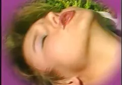 Người nhào lộn đã tổ chức một buổi biểu diễn phim sec ba gia my khiêu dâm trên bàn bi-a