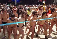 Quyến rũ chó cái chị với các fim sec ba gia thẩm phán trong của anh ấy văn phòng