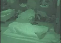 Cô anh sec may bay ba gia gái Katya để lộ cơ thể ở nơi công cộng