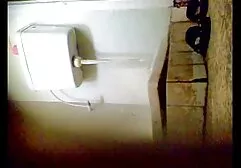 Các cô gái đến cho một phimsec bagia xoa bóp và đã được fuck