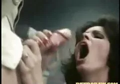 Tuyệt đẹp blondie thông qua các vật đúc phim sec ba da và fuck các producer