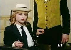 Một phin sec ba gia cô gái Nhật Bản quyến rũ liếm đít nam giới