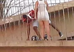 Jesse Rogers bị ông chú của anh ta đập mạnh sec may bay ba gia vào mông