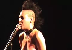 Cherie Deville là một nhân viên mát-xa chuyên nghiệp, gợi cảm phim sec gai gia hoi xuan