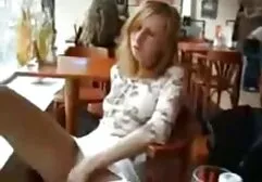 Các sinh viên say xỉn trong câu lạc phim sec lon ba gia bộ thi nhau nhảy đồi trụy