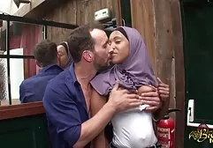 Tôi thích đụ và xuất tinh phim sec may ba gia vào mông. (Video của tôi)