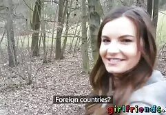 Ginger kitty tắm phin sec ba gia trong vòi hoa sen