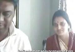 Masseuse sec phi cong tre rửa cô ấy của khách hàng