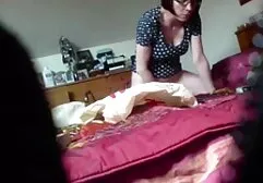 Klavochka uốn cong trong phim sec may bay ba ra loài giáp xác và quần lót với cô ấy đít