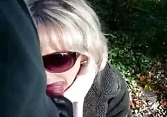 Say rượu trong một giật gân đĩ liếm một tinh ranh và không ngại ngùng về máy ảnh phim sec dit gai gia