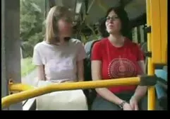 Một ngày xem sec may bay ba gia ở Paris với một cô gái tóc vàng gợi cảm