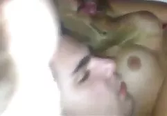 Mẹ nhất định sẽ cho xem đôi môi đồi trụy của mình clip sec may bay ba gia có khả năng gì, rồi dạy cho gã tình trẻ những kỹ thuật làm tình quyến rũ nhất. Thật là sướng khi được địt với cô ấy